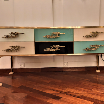 Винтажный комод с шестью выдвижными ящиками