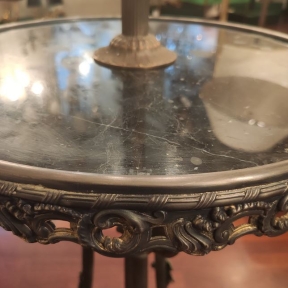 Антикварный высокий торшер